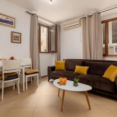 Apartment Amigo 2 Old Town Котор Екстер'єр фото